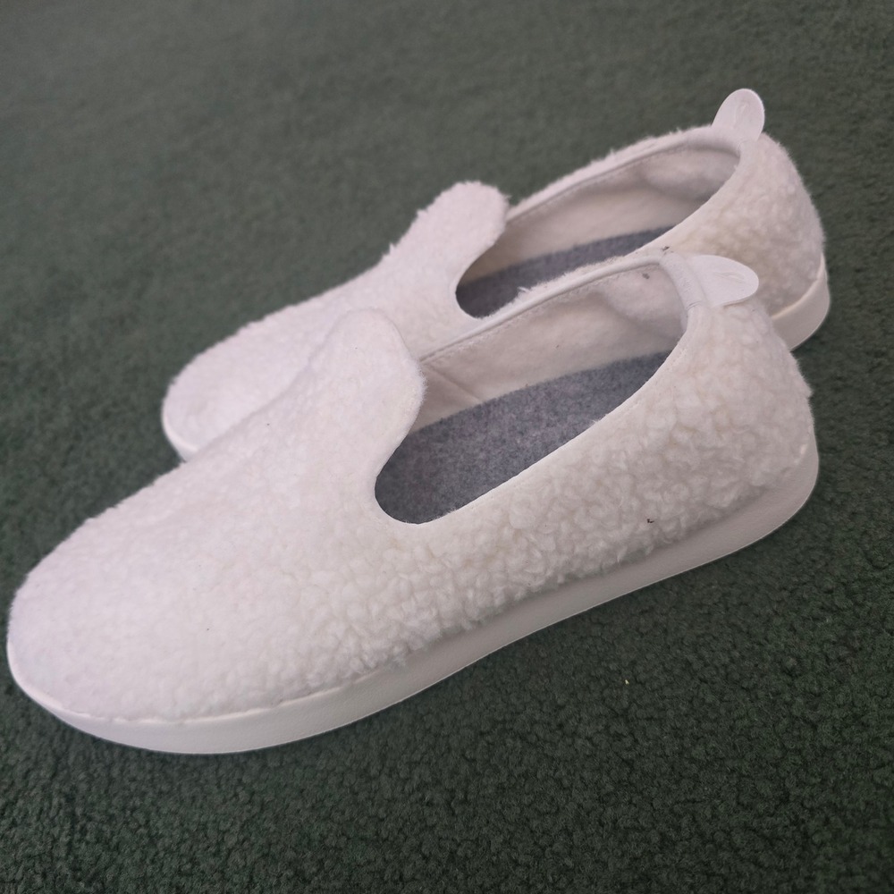 Allbirds Wool Lounger Fluffs‎ White Merino Wool Slip On Sneakers W9 WLF W9